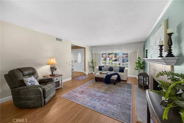 Brea, CA 92821,1934 Westmoreland DR