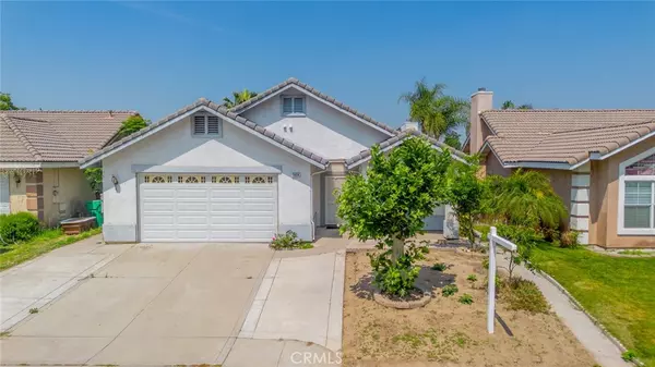 Highland, CA 92346,7404 Marshall CT