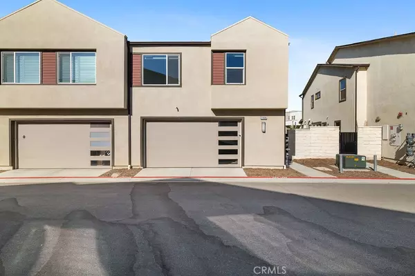 Valencia, CA 91381,27636 Symphony PL
