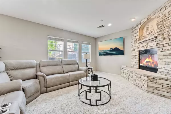 Fontana, CA 92336,15601 N Peak LN