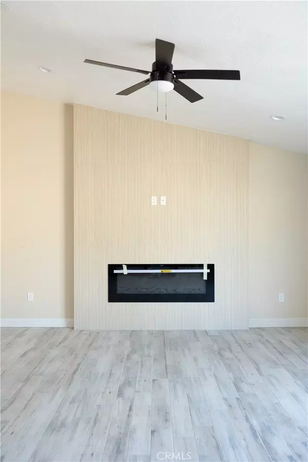 Hesperia, CA 92345,17963 Catalpa ST