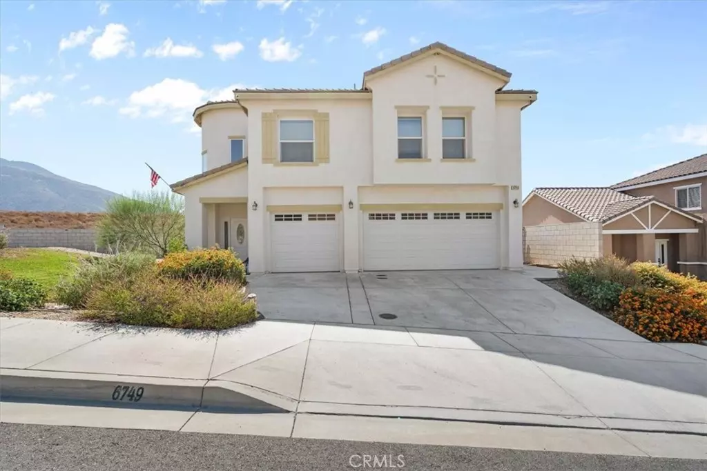 San Bernardino, CA 92407,6749 Olive AVE