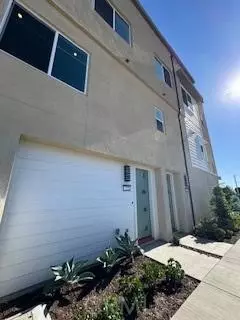 Huntington Beach, CA 92647,7231 Alchemy CIR