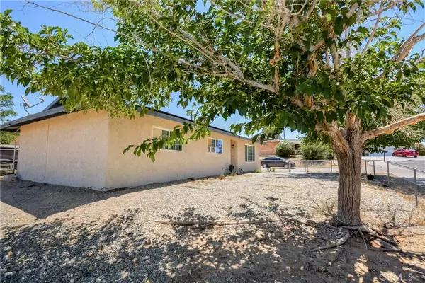 Victorville, CA 92395,15953 La Verida DR