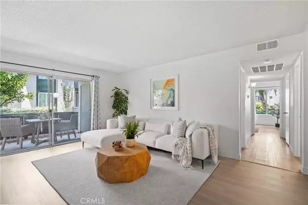 Lake Forest, CA 92630,23222 Orange AVE #7