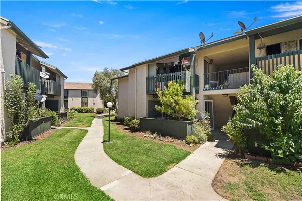 23222 Orange AVE #7, Lake Forest, CA 92630