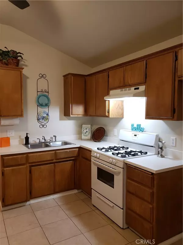 La Verne, CA 91750,2318 5th ST
