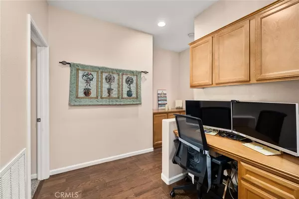 Corona, CA 92883,24619 Hatton LN