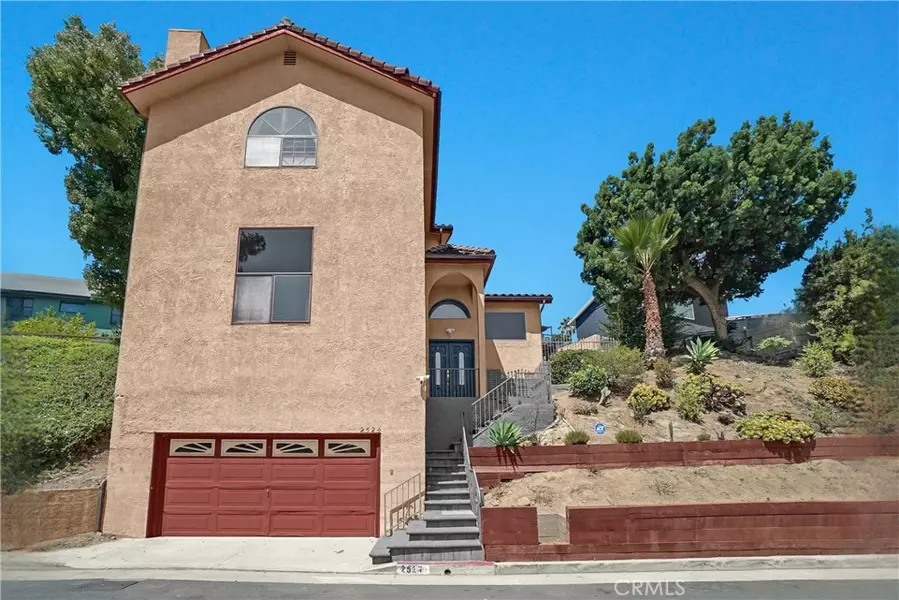 2524 Ivan Hill Terrace, Silver Lake, CA 90039