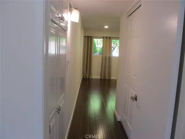 Los Angeles, CA 90068,2700 E Cahuenga BLVD #2207