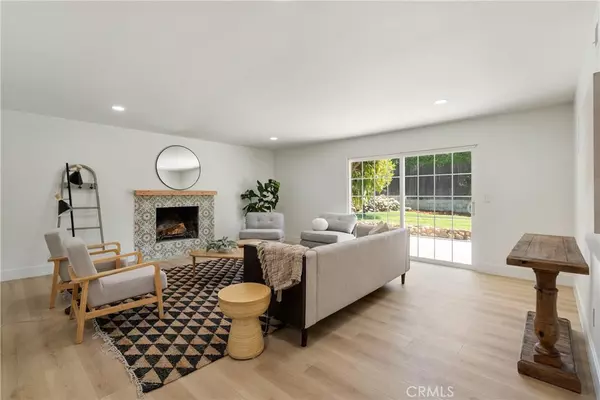 Claremont, CA 91711,221 Wiley CT