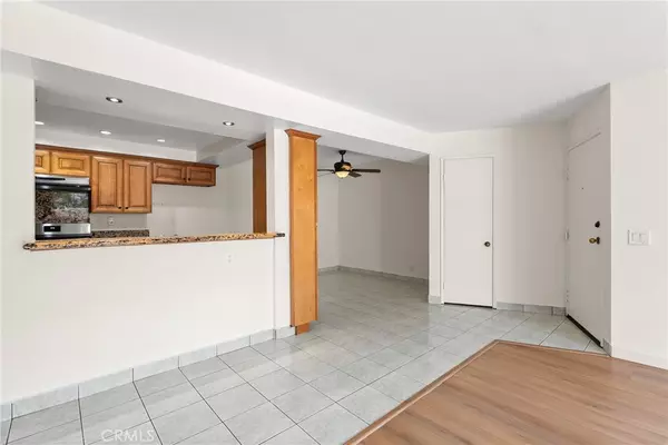 Pomona, CA 91766,81 Carriage WAY #221