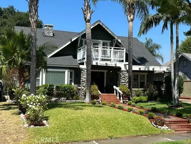 Pasadena, CA 91104,1955 N Los Robles AVE