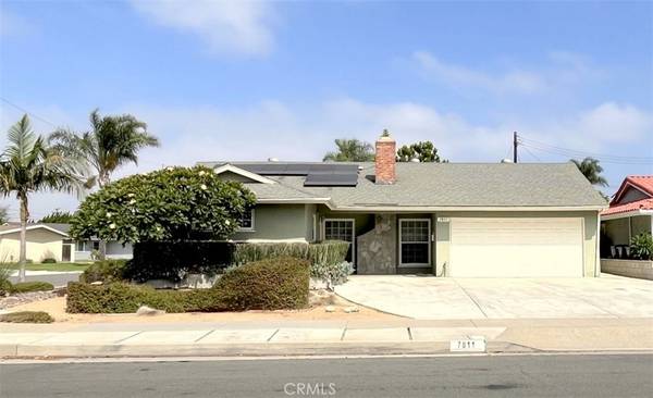 7811 Rhine DR, Huntington Beach, CA 92647