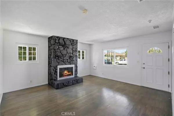 Inglewood, CA 90304,11004 Mansel AVE