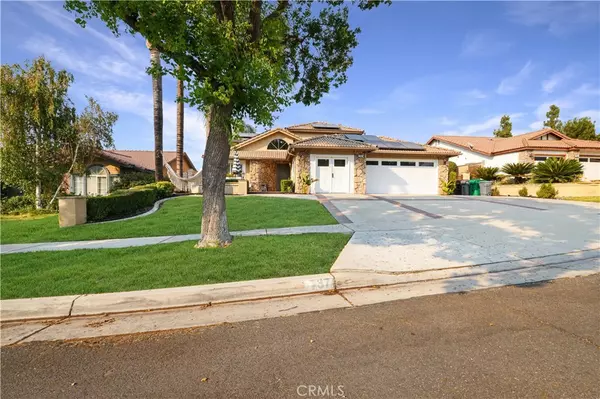 Corona, CA 92881,737 Cherry ST