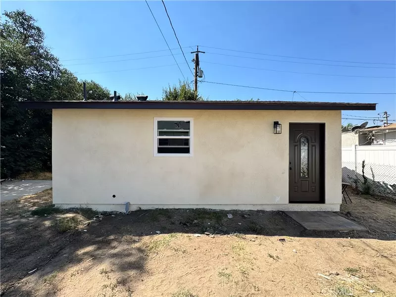 615 W 27th ST, San Bernardino, CA 92405