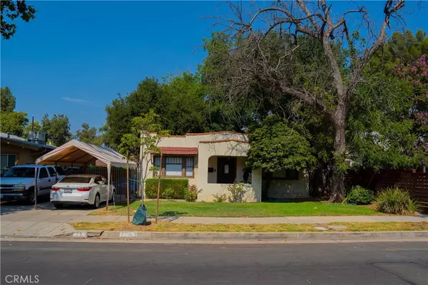 Canoga Park, CA 91303,7319 Owensmouth AVE