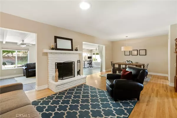 Glendora, CA 91741,827 E Dalton AVE