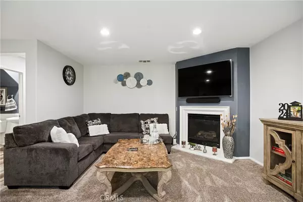 Ontario, CA 91764,314 N Placer Privado