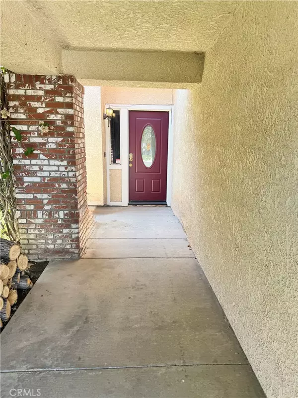 Jurupa Valley, CA 92509,5268 Quapaw WAY