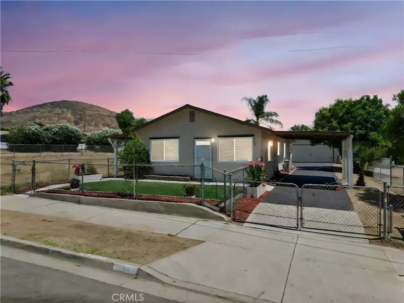 378 Avenue 2, Lake Elsinore, CA 92530