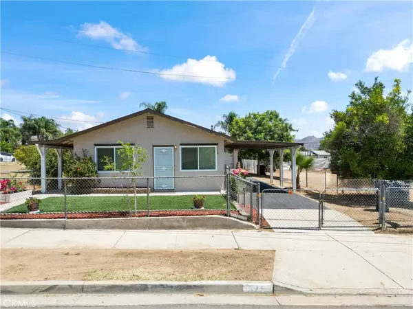 Lake Elsinore, CA 92530,378 Avenue 2