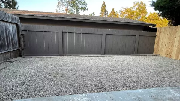 Escondido, CA 92026,1076 N Escondido BLVD