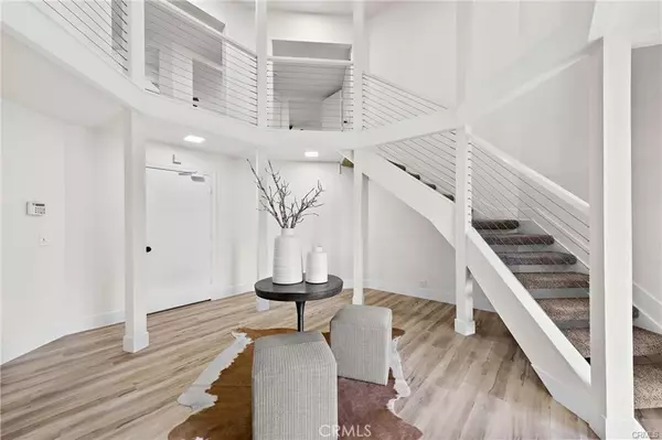 Yorba Linda, CA 92886,5754 Kellogg DR
