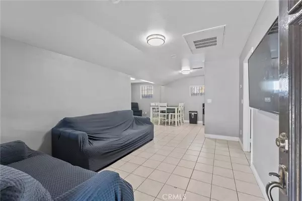 Redlands, CA 92374,1021 Lawton ST