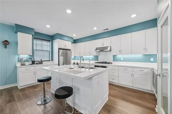 Anaheim, CA 92801,1040 N Anaheim BLVD #1