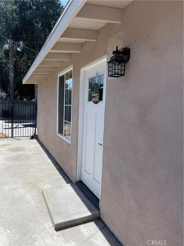 210 E Renwick RD, Glendora, CA 91740