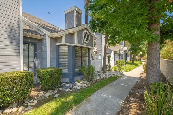 Azusa, CA 91702,270 Fern CT