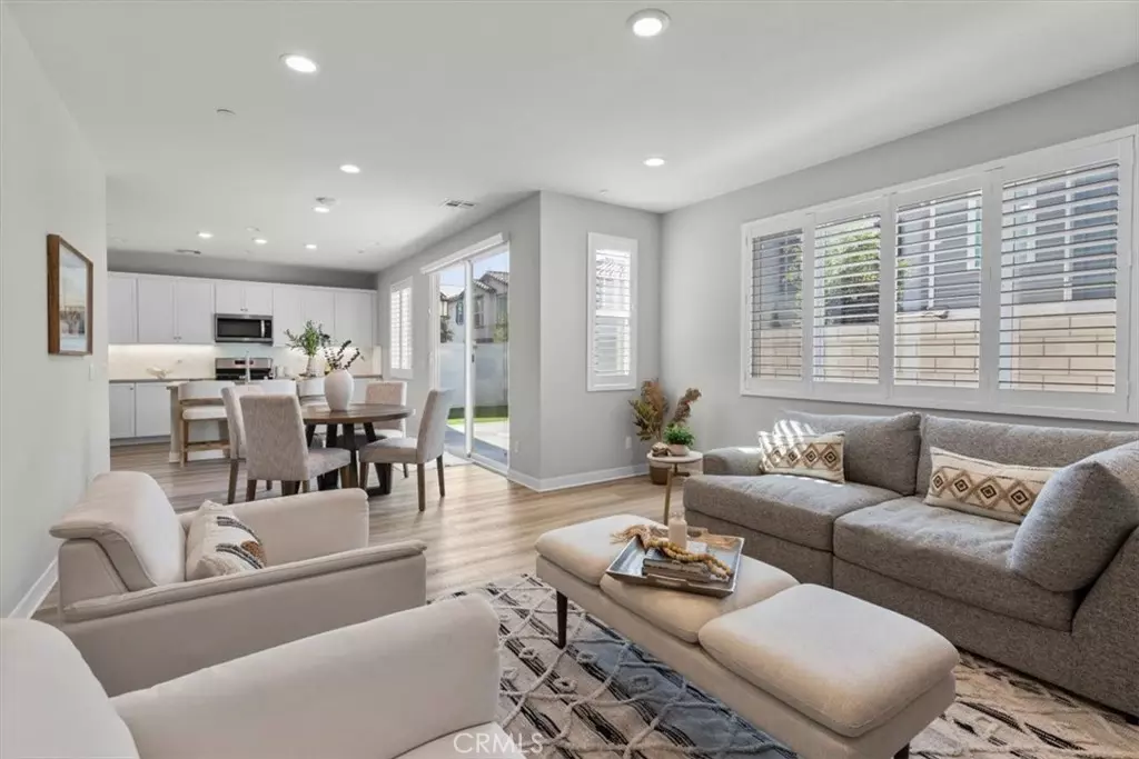 Ontario, CA 91761,3930 E Crisanta Privado