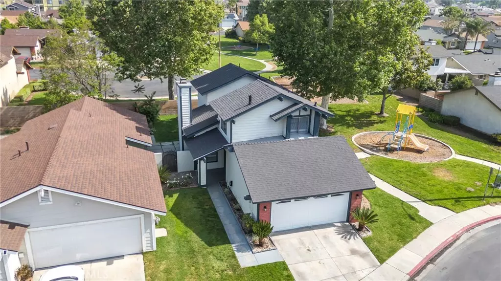 Fontana, CA 92336,15696 Paine ST