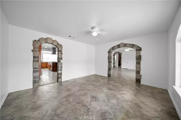 Hesperia, CA 92345,9191 7th AVE