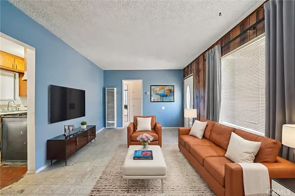 Fontana, CA 92335,18239 Orange WAY