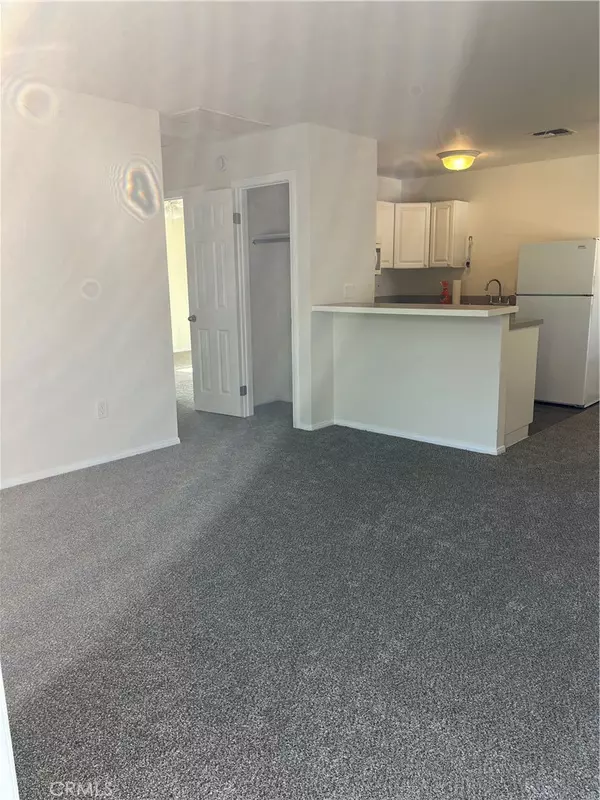 La Verne, CA 91750,2328 E 5th St