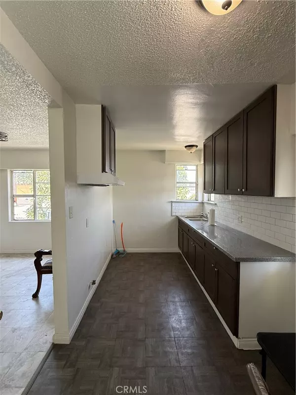 1859 W Vernon Ave, Los Angeles, CA 90062