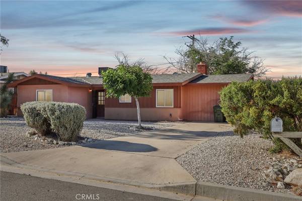 23869 Tocaloma RD, Apple Valley, CA 92307