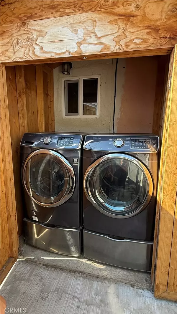 Long Beach, CA 90805,42 W Mountain View ST