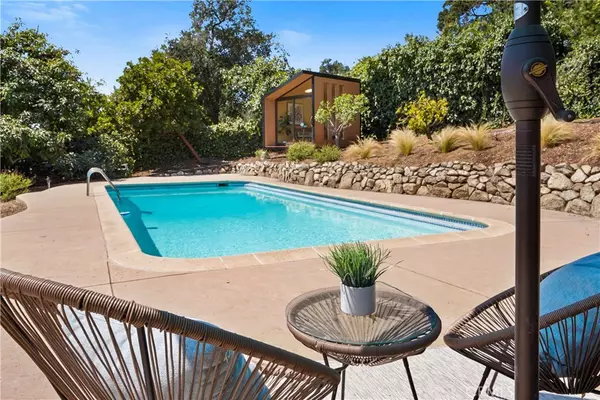 Pasadena, CA 91107,1987 Windover RD