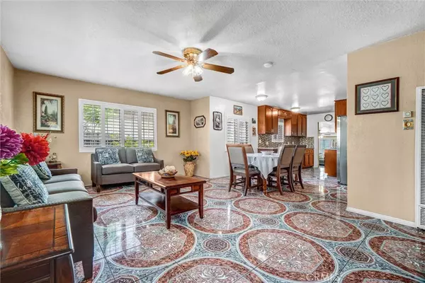 Long Beach, CA 90810,2300 Gale AVE
