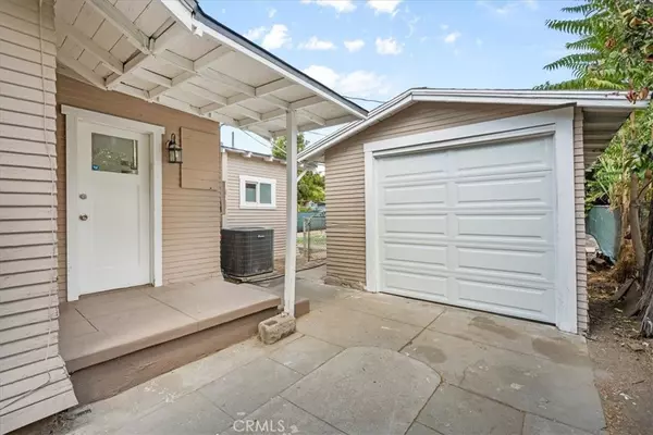 San Bernardino, CA 92405,464 W 14th ST