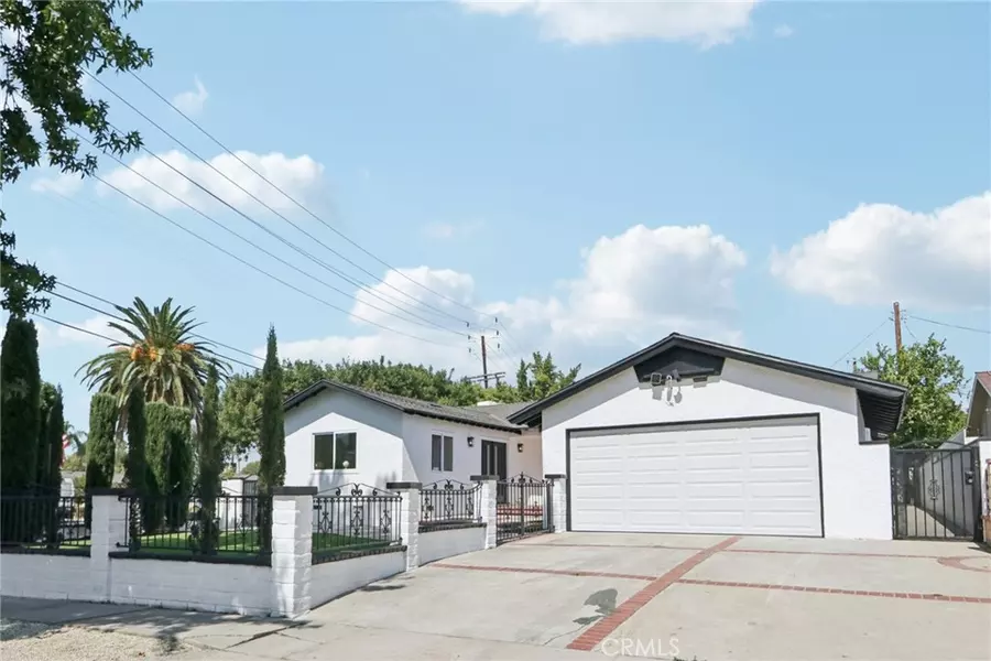 15631 Harvest ST, Granada Hills, CA 91344