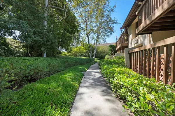 Mission Viejo, CA 92692,25835 Marguerite Pkwy #8201