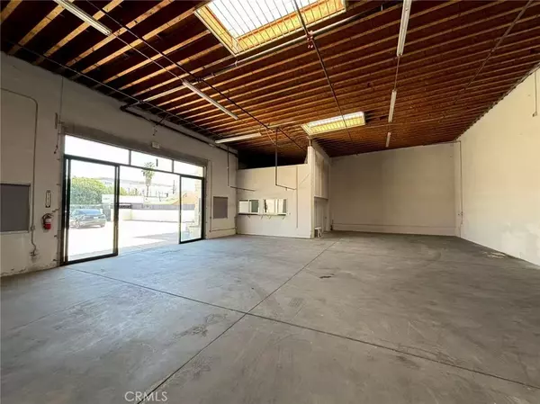 El Monte, CA 91733,2735 Tyler AVE