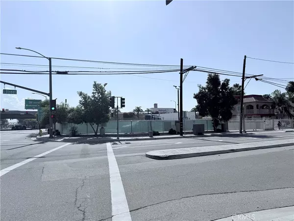 895 W 2nd ST, San Bernardino, CA 92410