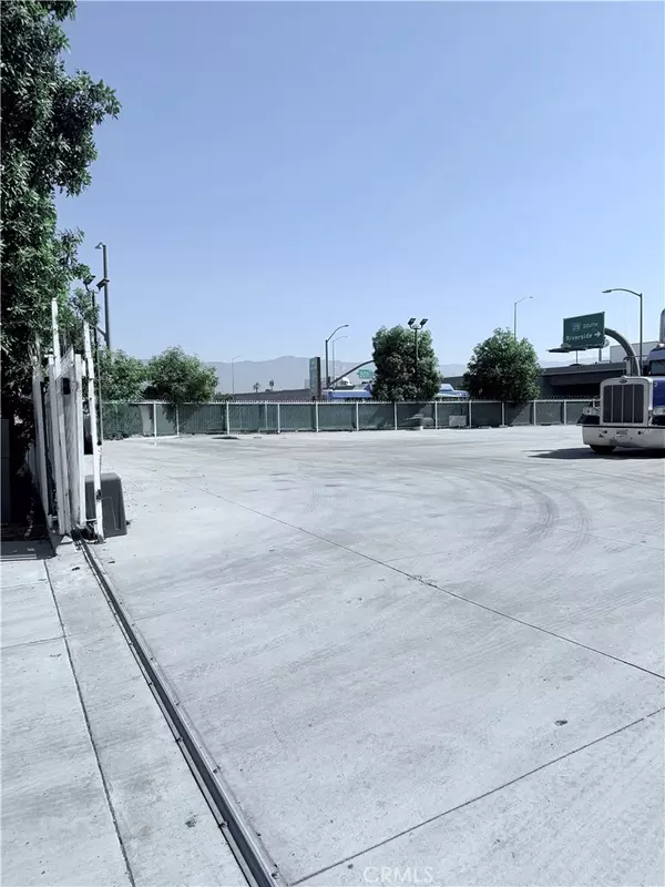 San Bernardino, CA 92410,895 W 2nd ST