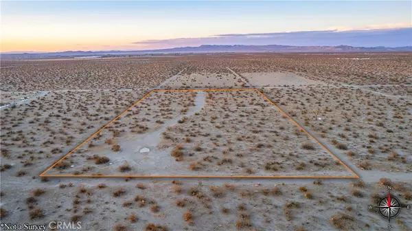 Phelan, CA 92371,2 Sandstone Rd